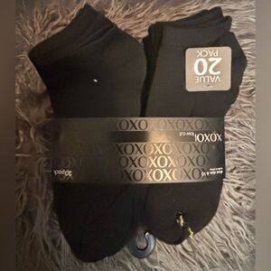 XOXO Women’s Black No Show Socks 20-Pack(Size 4-10)